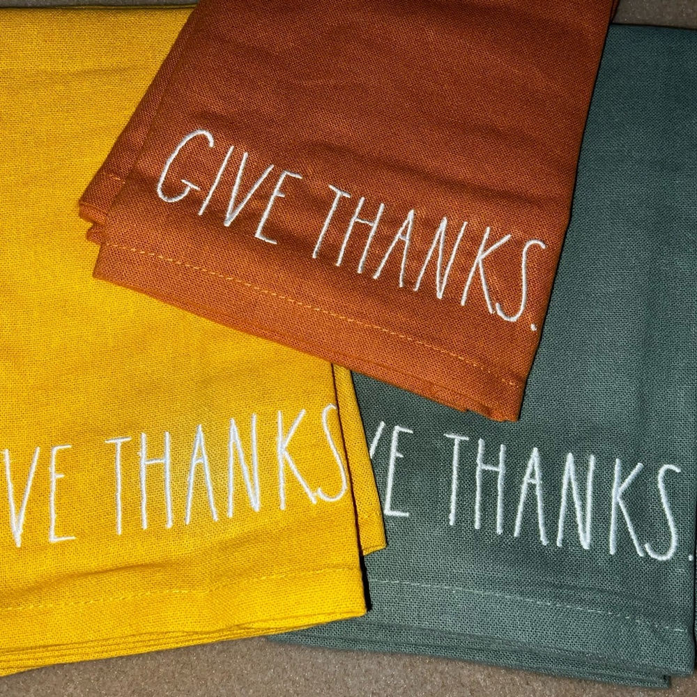 Rae Dunn GIVE THANKS Fall - Thanksgiving Napkin Set